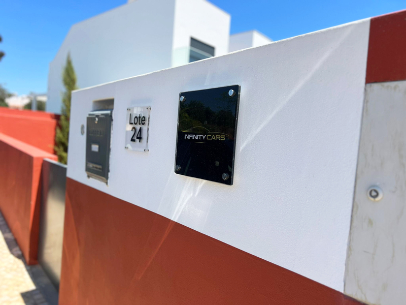 Foto da capa de Infinity Cars - Stand Automóvel - Compra e venda carros